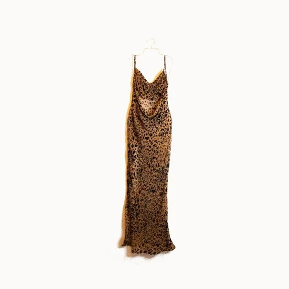 Leopard Backless Maxi Dress - Picture 3 of 5